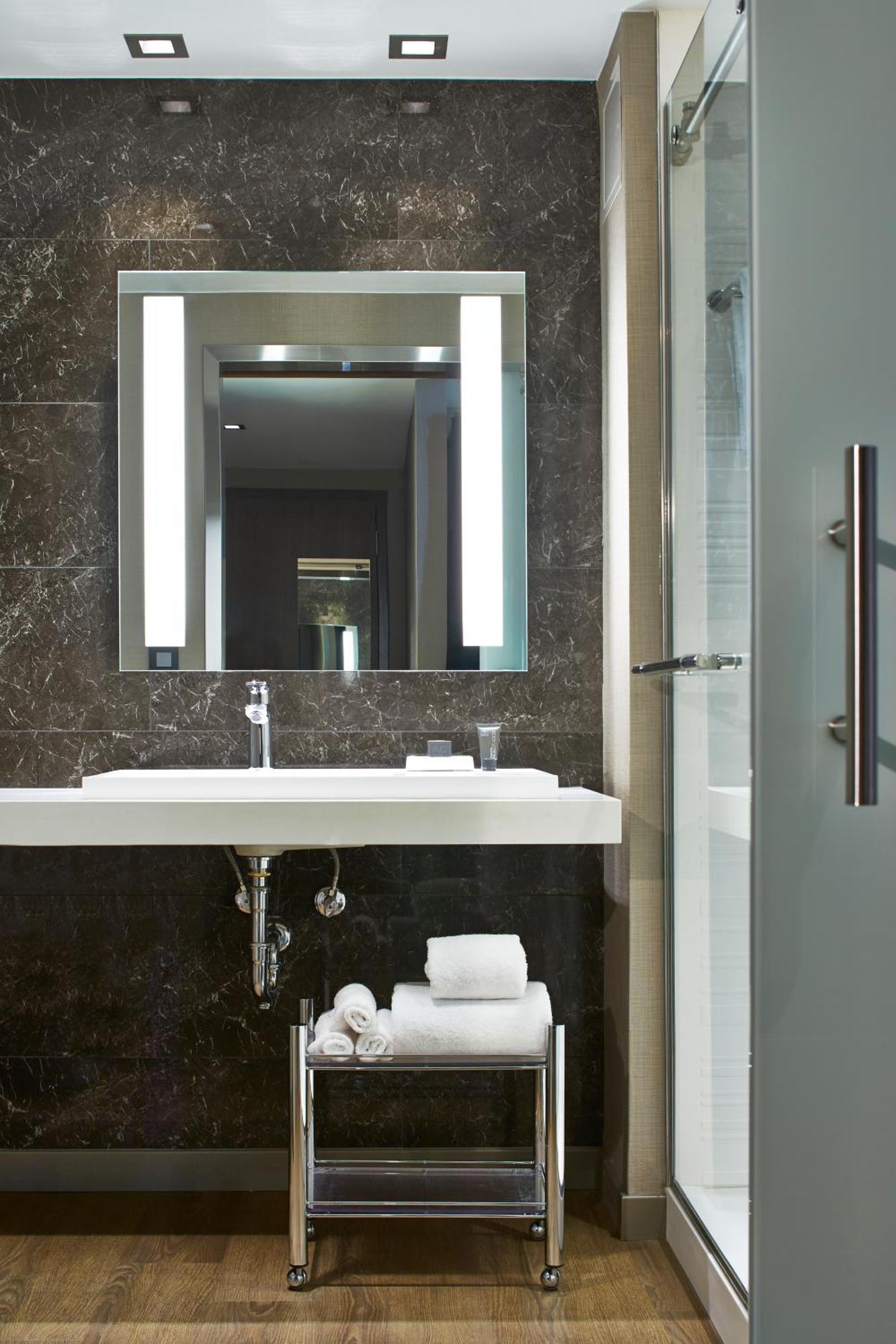Ac Hotel By Marriott Seattle Bellevue/Downtown Esterno foto
